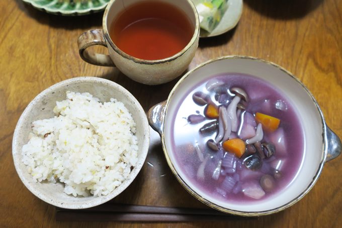 紫のニンジンで魔女のスープをいただきました まゆゆんのヘルシーブログ